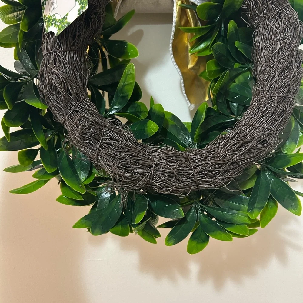 Elegant Green Wreath with Velvet Cream Bow